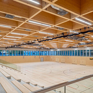 Sporthallenneubau am Lodererplatz mit EKl Sporthallenleuchten