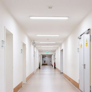 Lichtsanierung mit 11.000 LED-Leuchten im BG Klinikum Hamburg gGmbH
